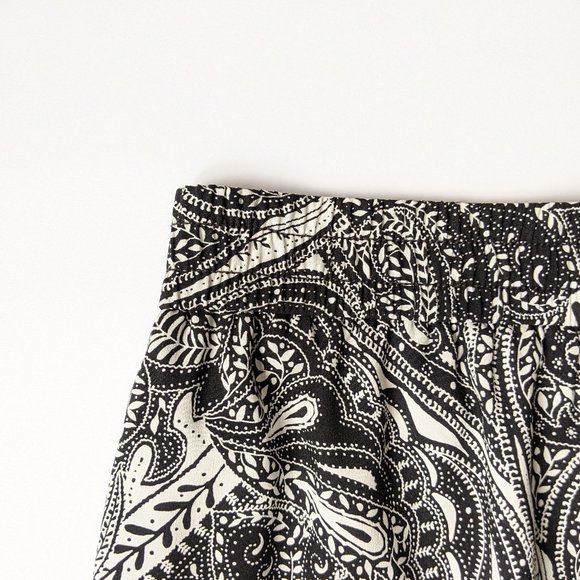 LOFT Shadow Paisley Fluid Pull On Skirt - Picture 5 of 9